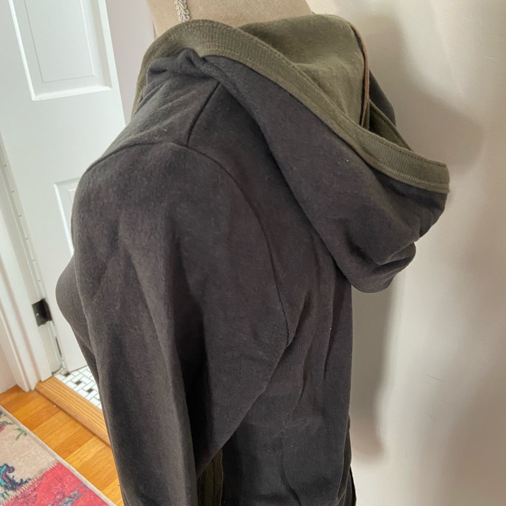 FERA heavy cotton hoodie top. Size is large but fits like a small.